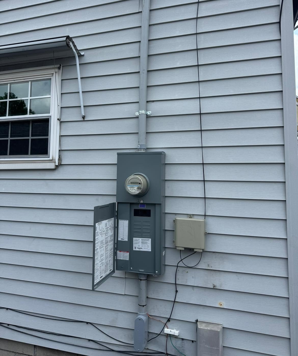 Rocket Electric, LLC in Delta OH